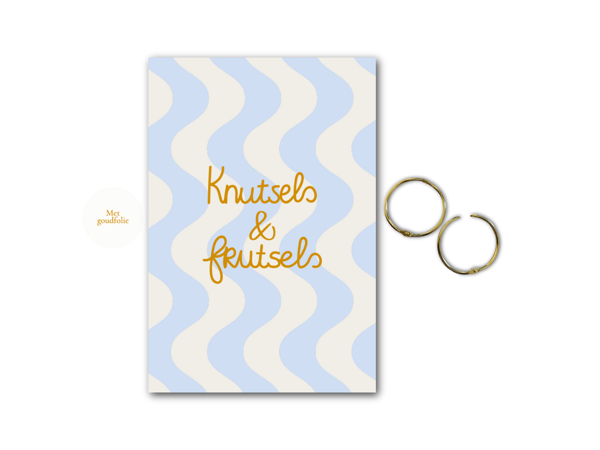 Pre-order | A4-Bewaarbundel 'Knutsels & Frutsels' - Pastelblauwe golven