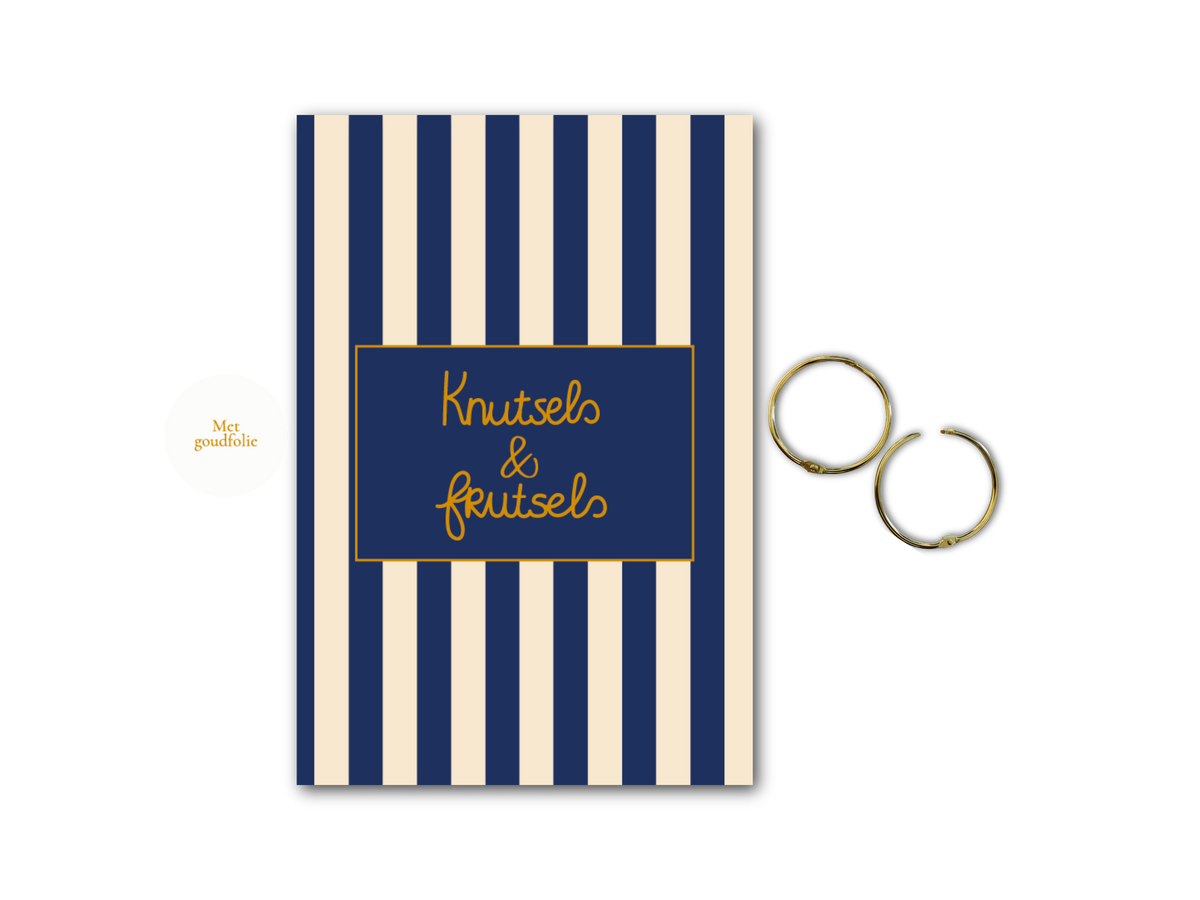 Pre-order | A4-Bewaarbundel 'Knutsels & Frutsels' - Donkerblauwe streepjes